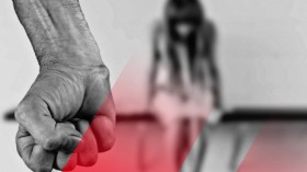 مقاول مزيف يخدر طالبة بتبسة ويبتزها بصورها