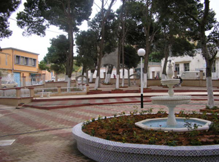 Lebanese ambassador kicks off real-estate project in Algeria