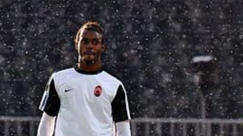 “الكاف” تمنح مهاجم سطيف “مادو” الرخصة الإفريقية