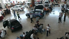 رد وزارة الصناعة على طعون وكلاء بيع السيارت يكون خلال 30 يوما