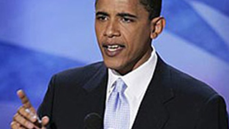 أوباما: البعض ينتقدني بسبب لون بشرتي
