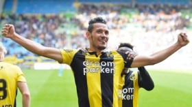 درفلو: البطولة الهولندية أفضل من أموال الخليج