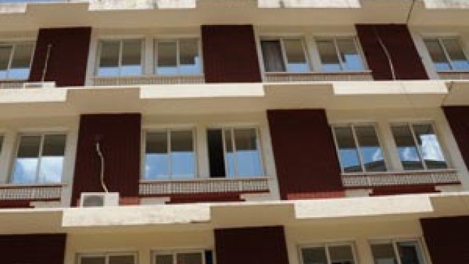 “كمندوس” من 2500 أستاذ “محتجز” بمعسكر مغلق لتحضير البكالوريا