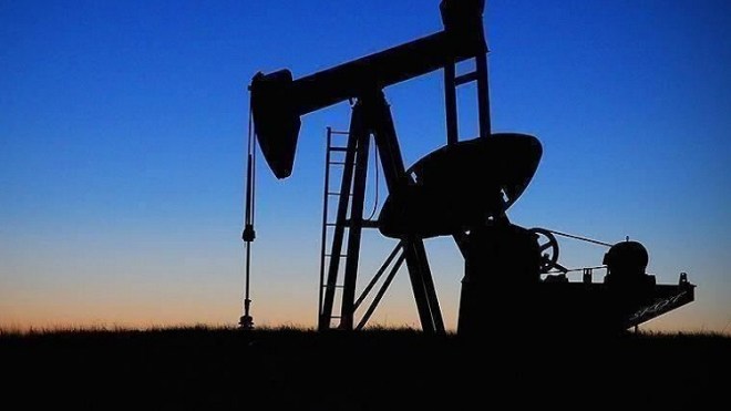 أسعار النفط تتراجع