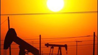 Oil price falls further to $118