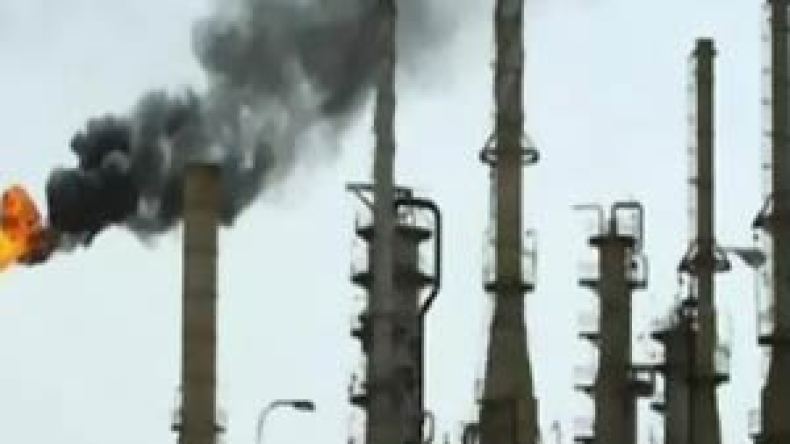 إيران تختار المصارف الأجنبية لإيداع عائداتها النفطية