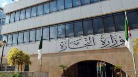 رخصة استثنائية لإستيراد السلع لضمان نجاح “طبع النقود”