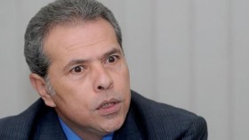 عكاشة يعلن بيع قناة “الفراعين” في مزاد علني