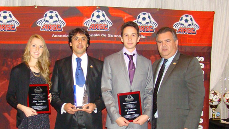 اختيار الجزائري بن باقة أحسن حكم في كندا