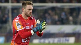 فريق الحارس أوكيجة ينهزم