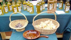 عيد الزيتون بمعاتقة دعوة إلى الحفاظ على الموروث وتعزيز فكرة التصدير