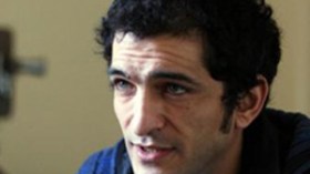 عمرو  واكد:تنحي  مبارك  من  الحكم  أهم  مطلب  ولا  تنازل  عنه