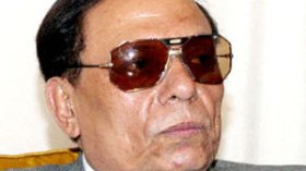 كوميديون جزائريون يطالبون بمقاطعة عادل إمام