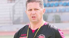 بلعطوي يرمي المنشفة، وهؤلاء هم المرشحون لتدريب الحمراوة