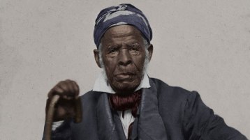 حياة عمر بن سعيد