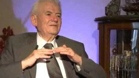 “عمر مسقاوي” يروي ذكرياته مع مالك بن نبيّ