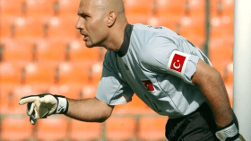 توجيه تهم “الإرهاب” لحارس مرمى سابق للمنتخب التركي