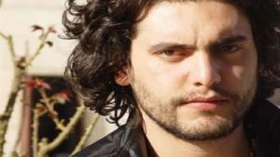 ممثل مسيحي يتقمص شخصية عمر بن الخطاب، والتلفزيون الجزائري حائر!