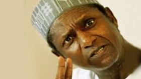 رئيس  نيجيريا  يطمئن  المشاركين ..  ونجاح  البطولة  قضية  وطنية