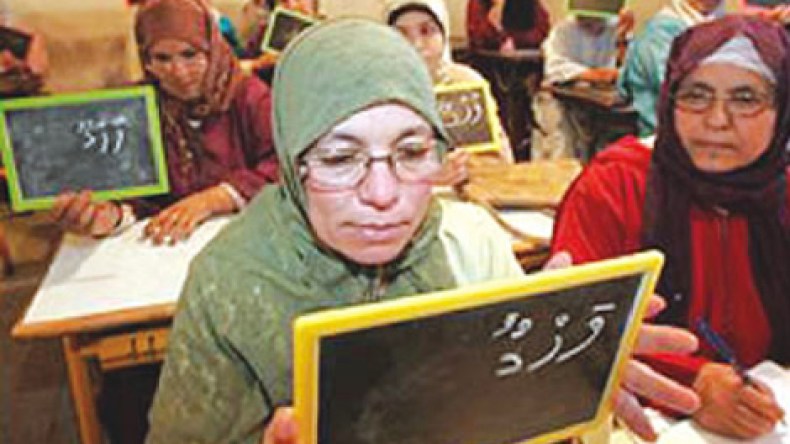 مختصون يرفعون تحدي محو الأمية عن طريق المحمول