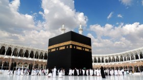 90 ألف جزائري أدوا مناسك العمرة منذ نوفمبر الماضي