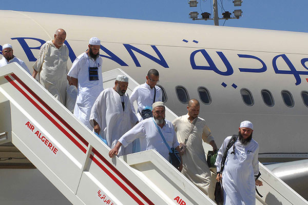 Omra du Mouloud: des Algériens privés à cause des banques !