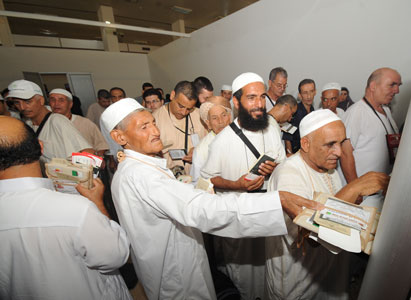 Omra 2011 : les pèlerins déplorent les conditions d’accueil et l’absence des représentants de l’Office du hadj
