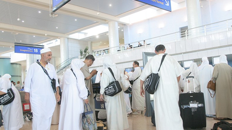 أول رحلة للعمرة في 21 نوفمبر المقبل