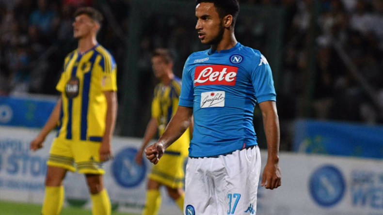 نابولي يقترح إعارة وناس لنادي أيندهوفن الهولندي