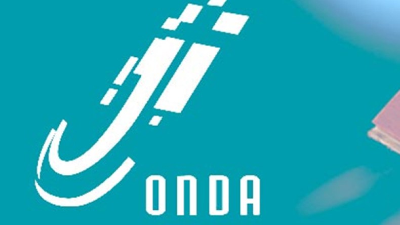 “لوندا” تقدم مليار سنتيم لإنقاذ مسرح بجاية