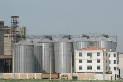 Les travailleurs de l’OAIC menacent de débrayer