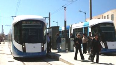 Une année après sa mise en service : les responsables du tramway d’Alger affichent leur “satisfaction”