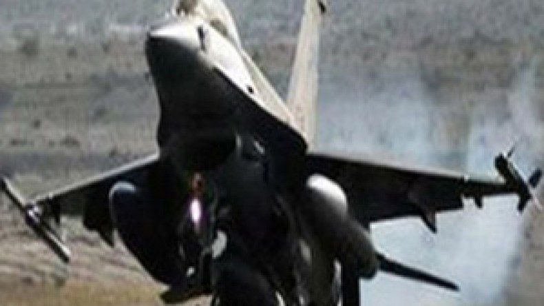 هروب‭ ‬الطيار‭ ‬الخاص‭ ‬للقذافي‭ ‬رفقة‭ ‬عائلته‭ ‬إلى‮ ‬النمسا