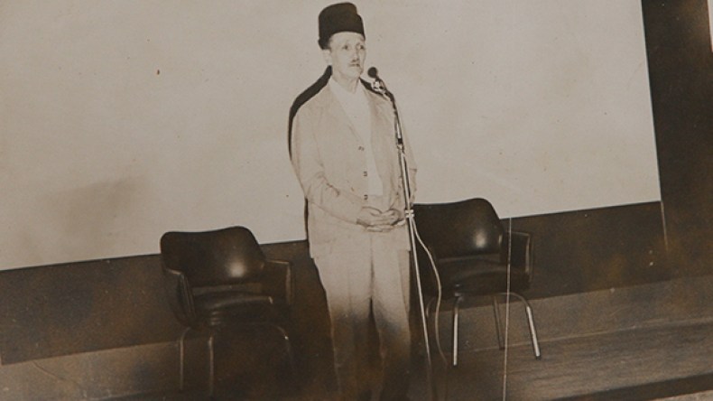 اكتشف بوبقرة وراسل أم كلثوم وغنى له ليلي بونيش