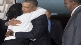 أوباما وسط عائلته في كينيا