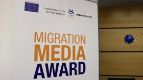 الإتحاد الأوروبي يكرم الصحفيين الفائزين بجائزة الإعلام للهجرة