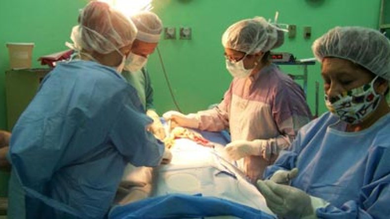 أطباء أجانب يرتكبون المجازر في المصحـات الخاصــة بـ 25 مليونا