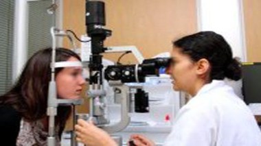 Béchar: mise en service de la clinique ophtalmologique algéro-cubaine