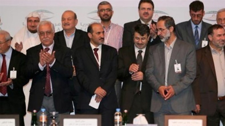 سوريا: المعارضة تجتمع في اسطنبول للبت في مشاركتها في “جنيف-2”