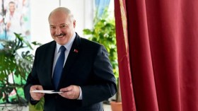 Biélorussie: Alexandre Loukachenko remporte la présidentielle avec 80,23% des voix