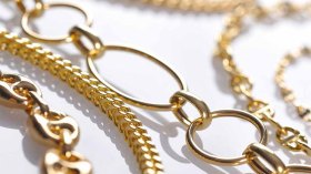 مداهمات بحثا عن “الحاج” المتورط في قضية 41 كلغ من الذهب بباتنة