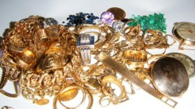 كيلوغرامات من الذهب تجمع يوميا وتهرب إلى تركيا