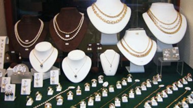 Suite à la flambée de l’or : plusieurs mariages reportés