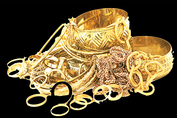 13 Import Companies Sell Fraudulent Gold To Algerians, Smuggle €15 Million