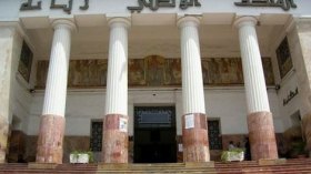 إستبدال صورة الشهيد أحمد زبانة بصورة حلزون