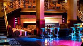 ‮”‬كباريهات‮”‬‭ ‬تطلّق‭ ‬سهرات‭ ‬المجون‭ ‬وتتحوّل‭ ‬إلى‭ ‬مطاعم‭ ‬إفطار‭ ‬بوهران‭ !‬؟