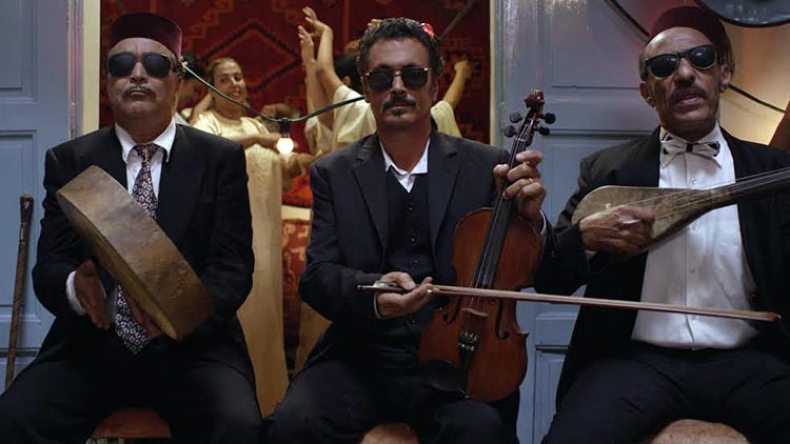 غاب السفراء والأسماء الكبيرة في الأدب والفن وحضر الفلكلور