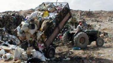 Algerians are threatened by 2.5 million tons of industrial wastes