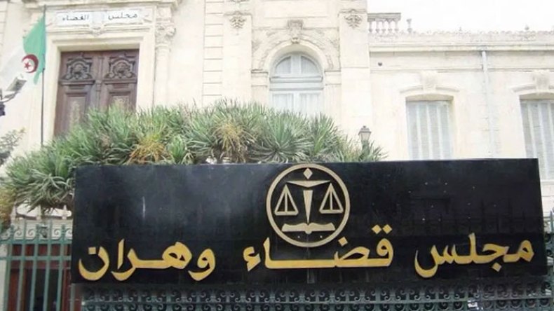 بارون مخدرات متهم بالإشادة بالإرهاب في وهران