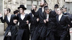 أحبار اليهود يفتون بجواز قتل الأطفال والنساء في غزة